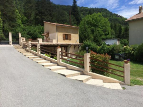 Отель Gite Loisirs Provence  Анно